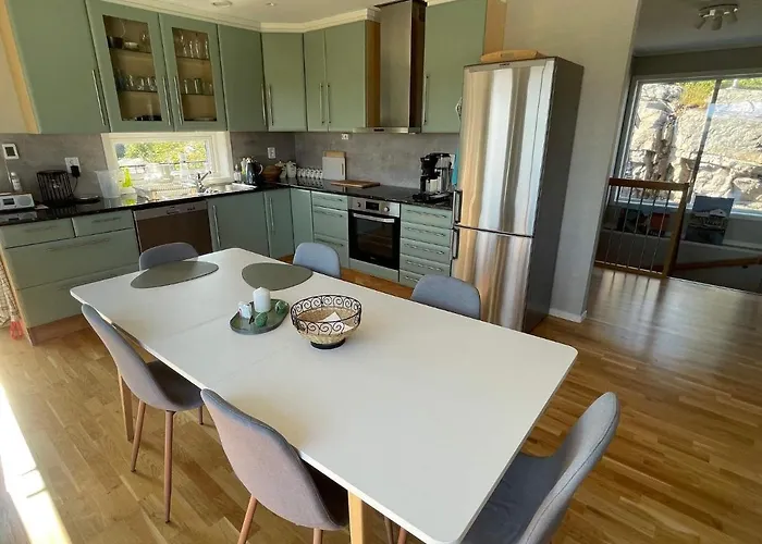 8 Person In Hellesoy-by Traum 度假居 Bovagen